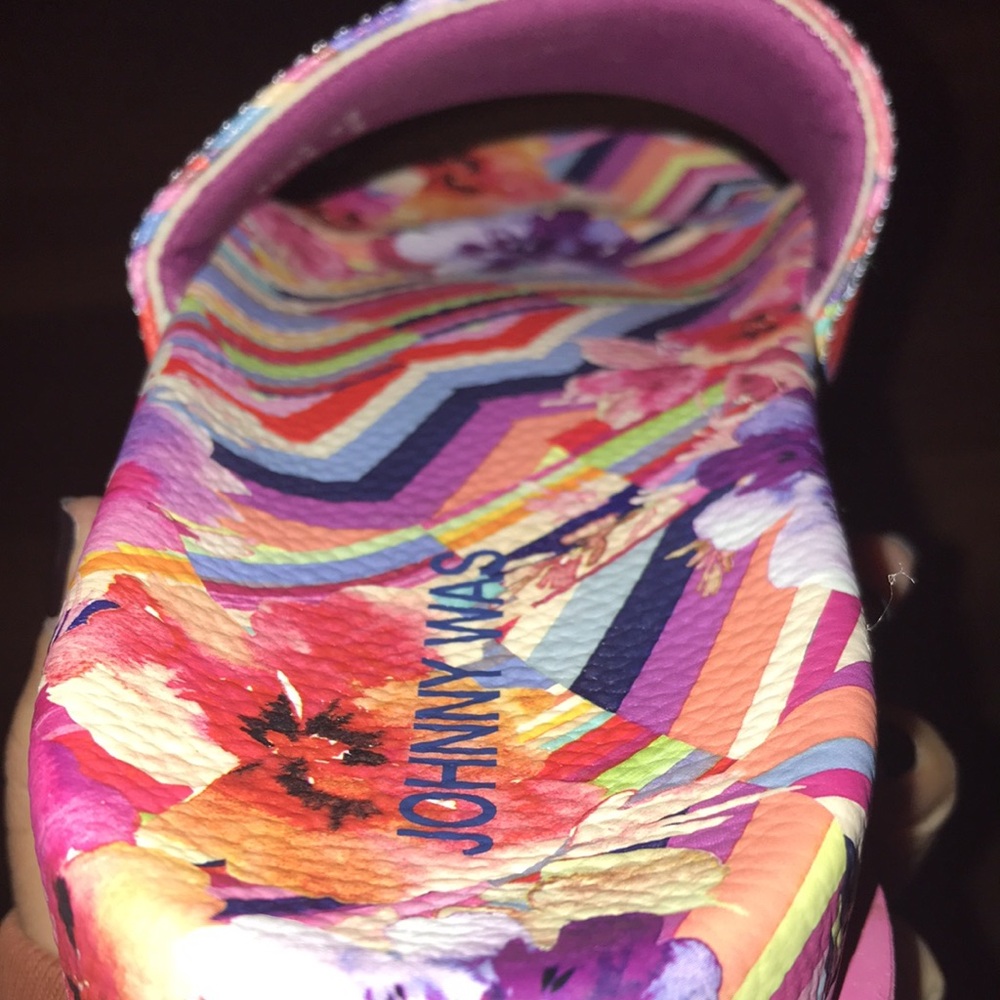 Johnny Was Floral Stripe Pool Slides NWT - Picture 11 of 12